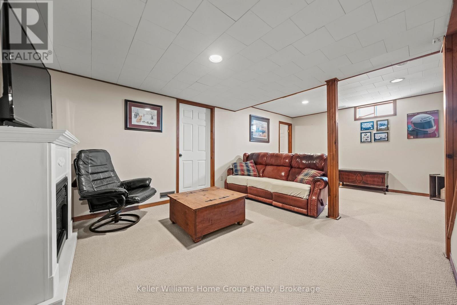 423 King Street E, Wellington North, Ontario  N0G 2L2 - Photo 28 - X12554192