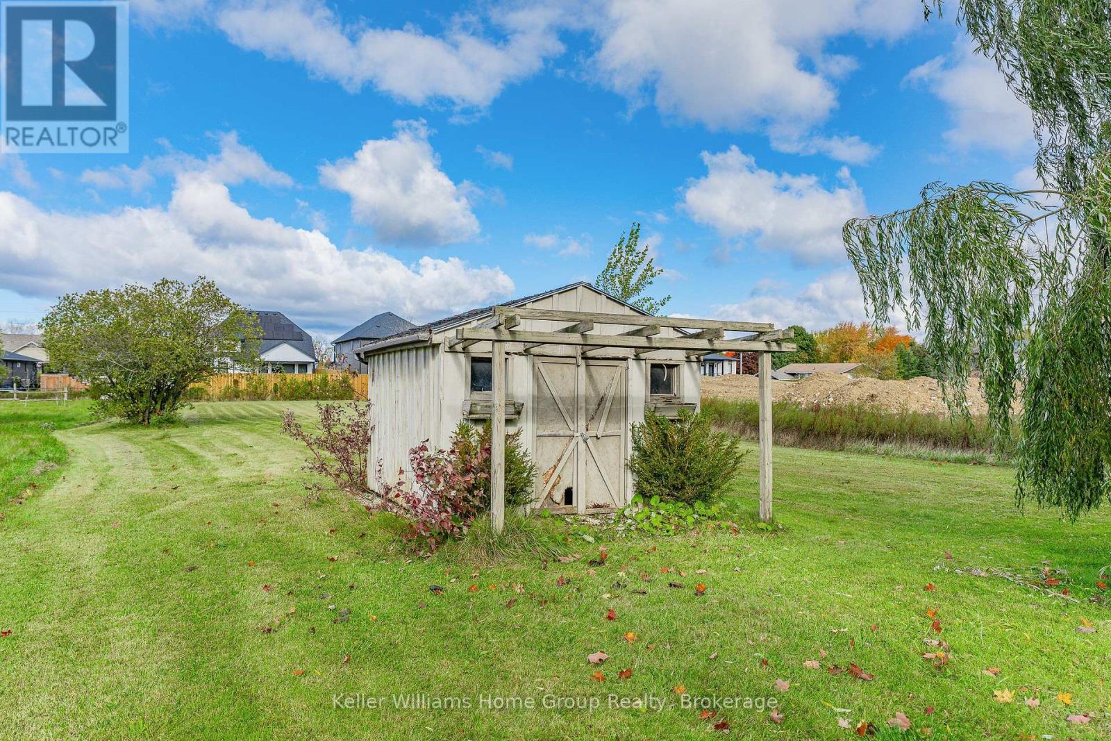 423 King Street E, Wellington North, Ontario  N0G 2L2 - Photo 45 - X12554192