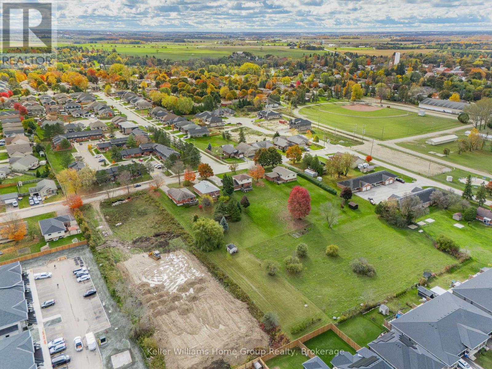 423 King Street E, Wellington North, Ontario  N0G 2L2 - Photo 50 - X12554192