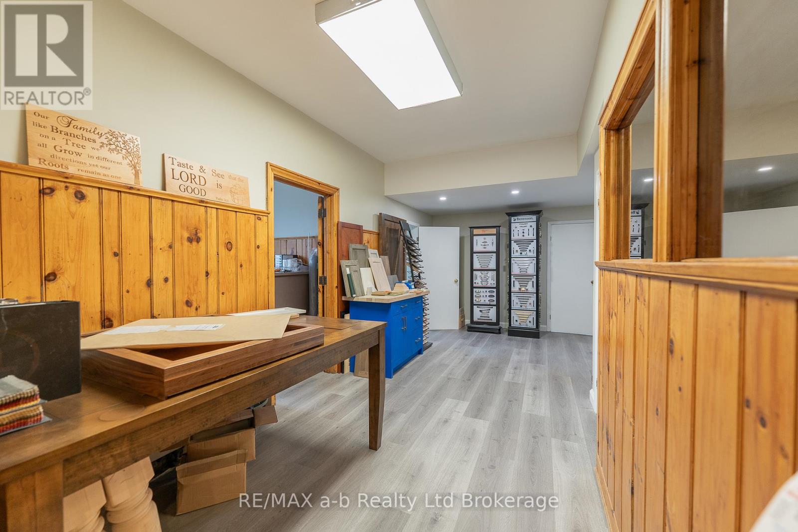 5 Harvey Street, Tillsonburg, Ontario N4G 3J4 - Photo 12 - X12554646