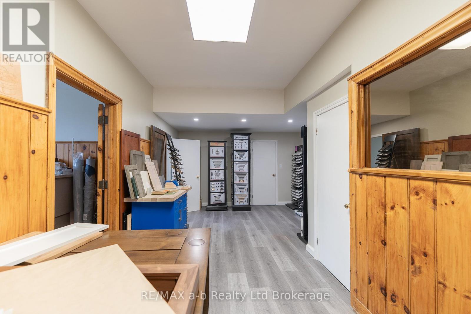 5 Harvey Street, Tillsonburg, Ontario N4G 3J4 - Photo 13 - X12554646