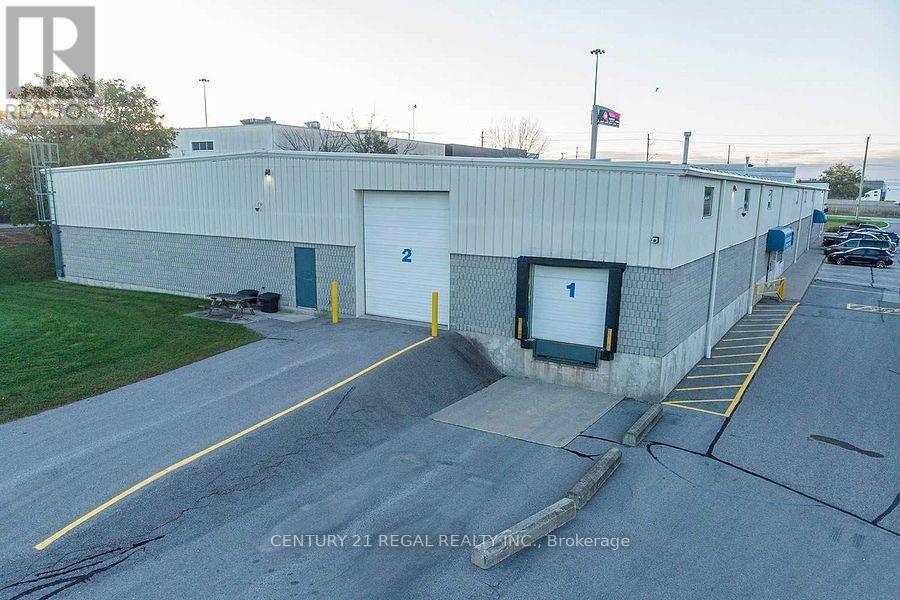 900 Champlain Avenue, Oshawa, Ontario  L1J 7A6 - Photo 4 - E12511422