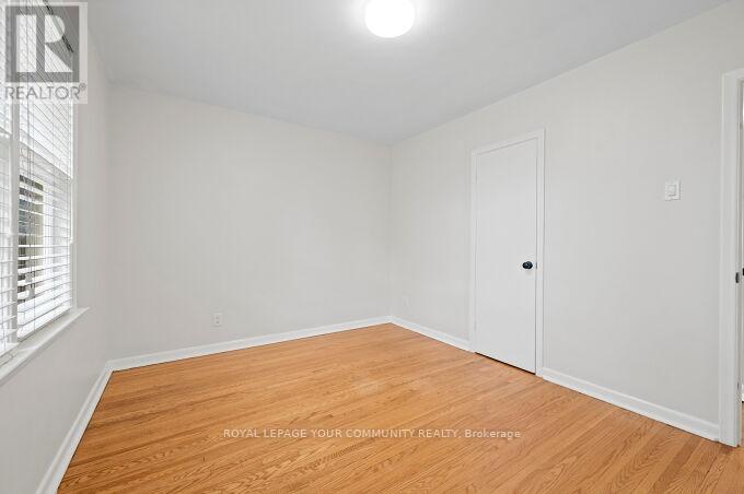 4 Windsor Road, Toronto, Ontario M9R 3E9 - Photo 16 - W12550808