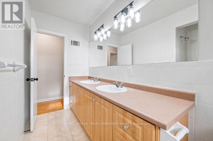 4 Windsor Road, Toronto, Ontario M9R 3E9 - Photo 20 - W12550808