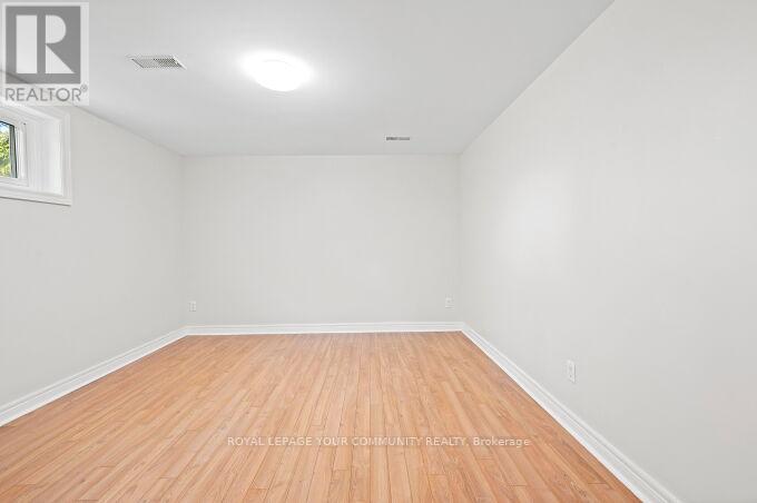 4 Windsor Road, Toronto, Ontario M9R 3E9 - Photo 27 - W12550808