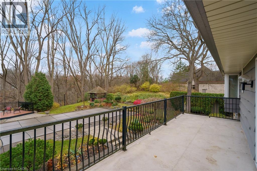 2 Walnut Grove, Dundas, Ontario L9H 3M4 - Photo 21 - 40788881