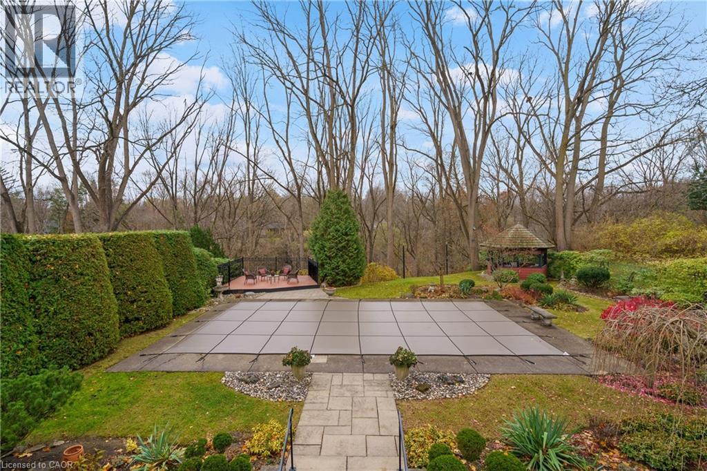 2 Walnut Grove, Dundas, Ontario L9H 3M4 - Photo 22 - 40788881