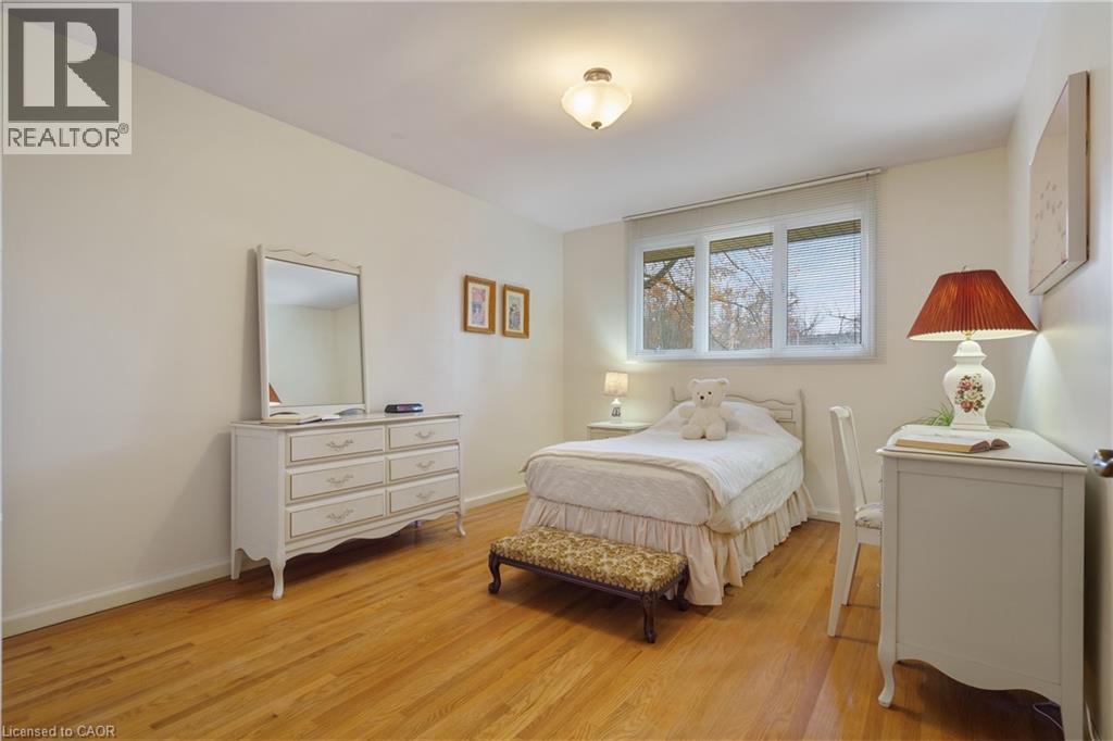 2 Walnut Grove, Dundas, Ontario L9H 3M4 - Photo 26 - 40788881