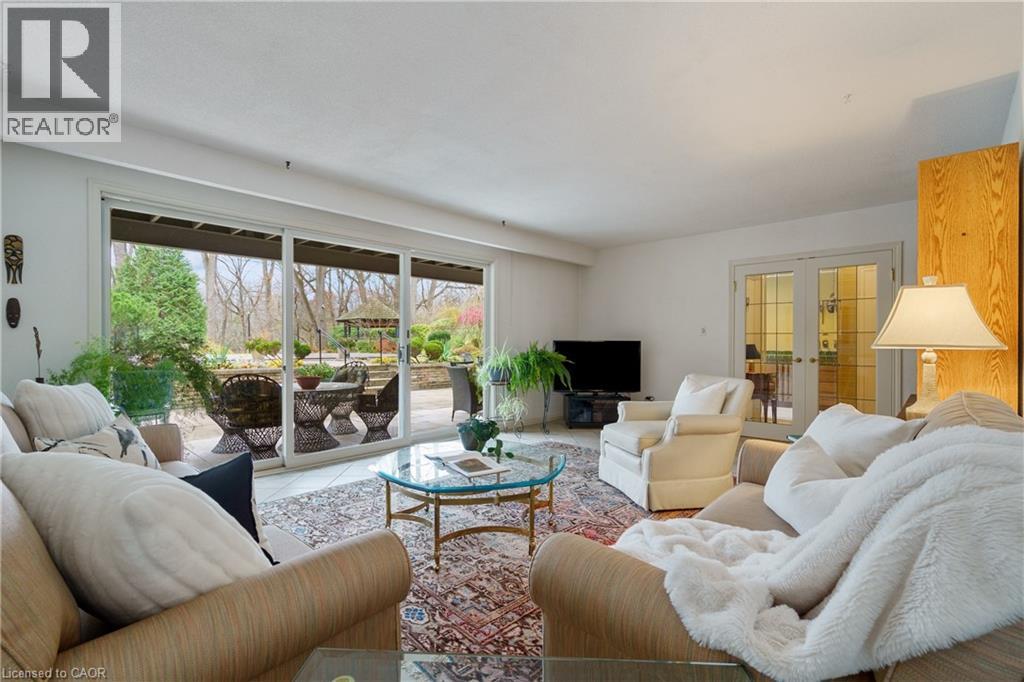 2 Walnut Grove, Dundas, Ontario L9H 3M4 - Photo 27 - 40788881