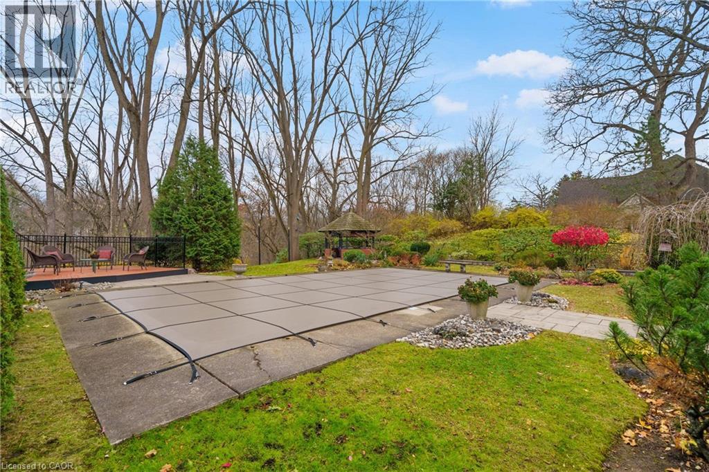 2 Walnut Grove, Dundas, Ontario L9H 3M4 - Photo 38 - 40788881