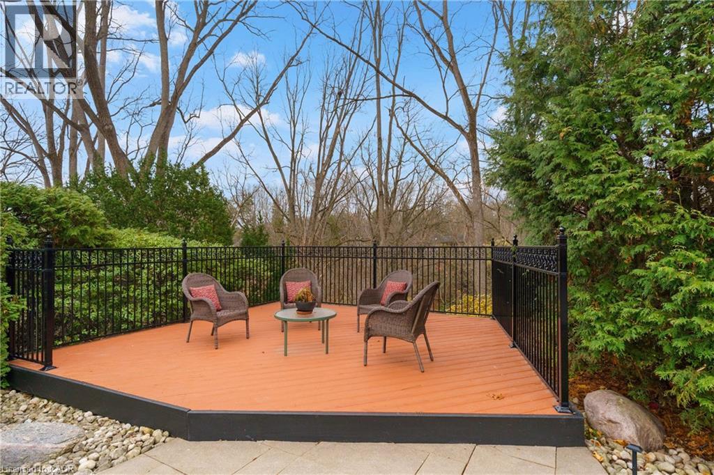 2 Walnut Grove, Dundas, Ontario L9H 3M4 - Photo 45 - 40788881