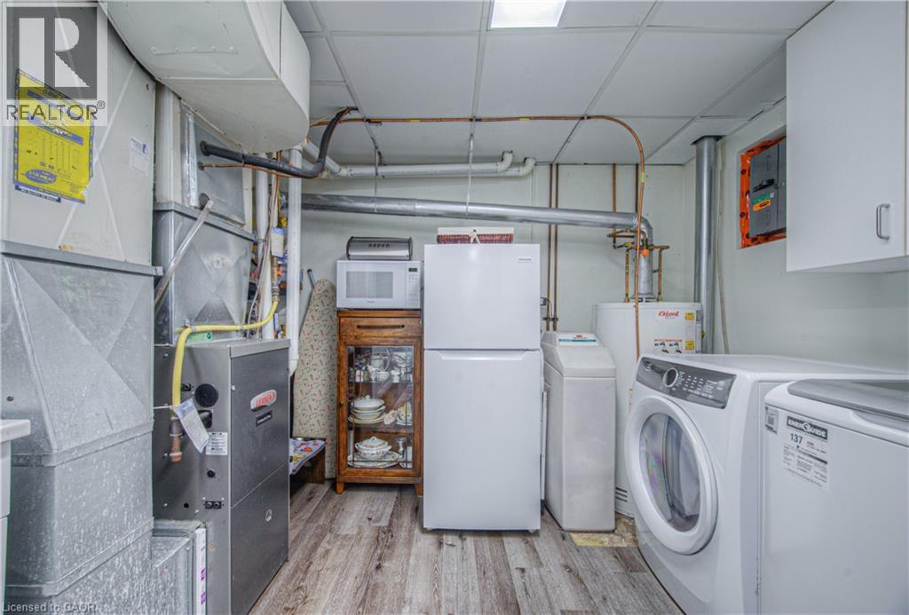 148 Strathcona Crescent, Kitchener, Ontario N2B 2W9 - Photo 36 - 40788730