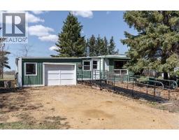 315 & 317 Macrae Street Bawlf