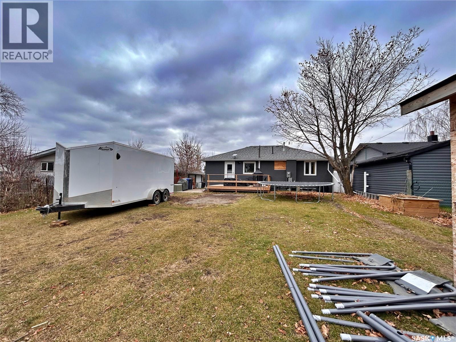 105 Railway Avenue, Wawota, Saskatchewan  S0G 5A0 - Photo 38 - SK022518