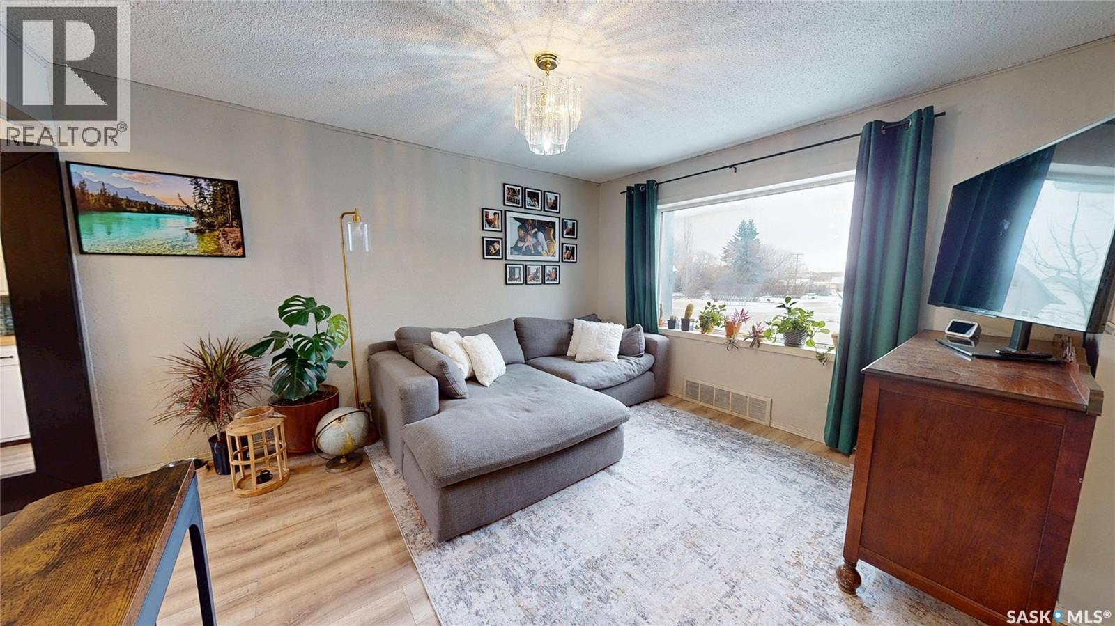 105 Railway Avenue, Wawota, Saskatchewan  S0G 5A0 - Photo 8 - SK022518