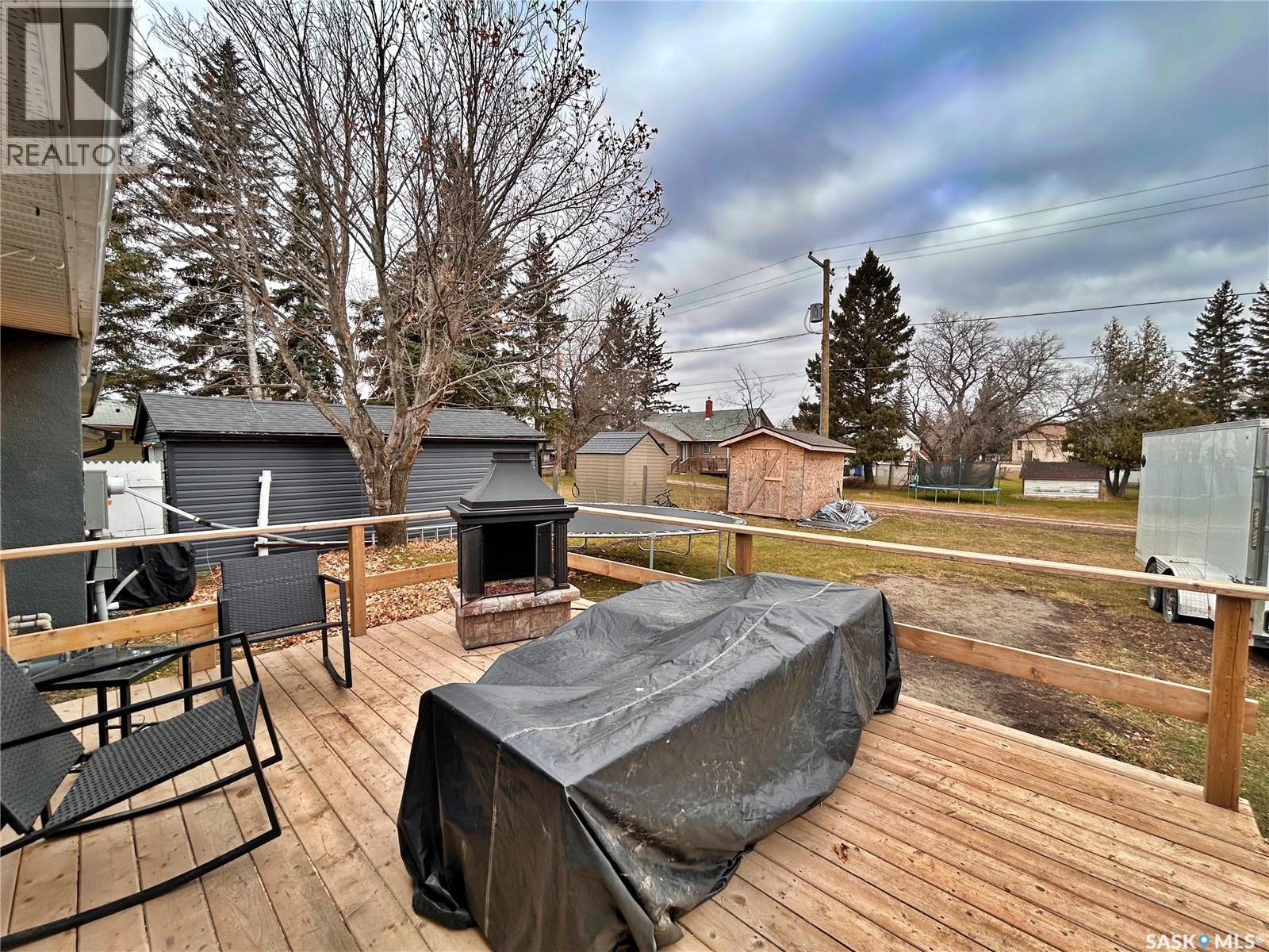 105 Railway Avenue, Wawota, Saskatchewan  S0G 5A0 - Photo 3 - SK022518