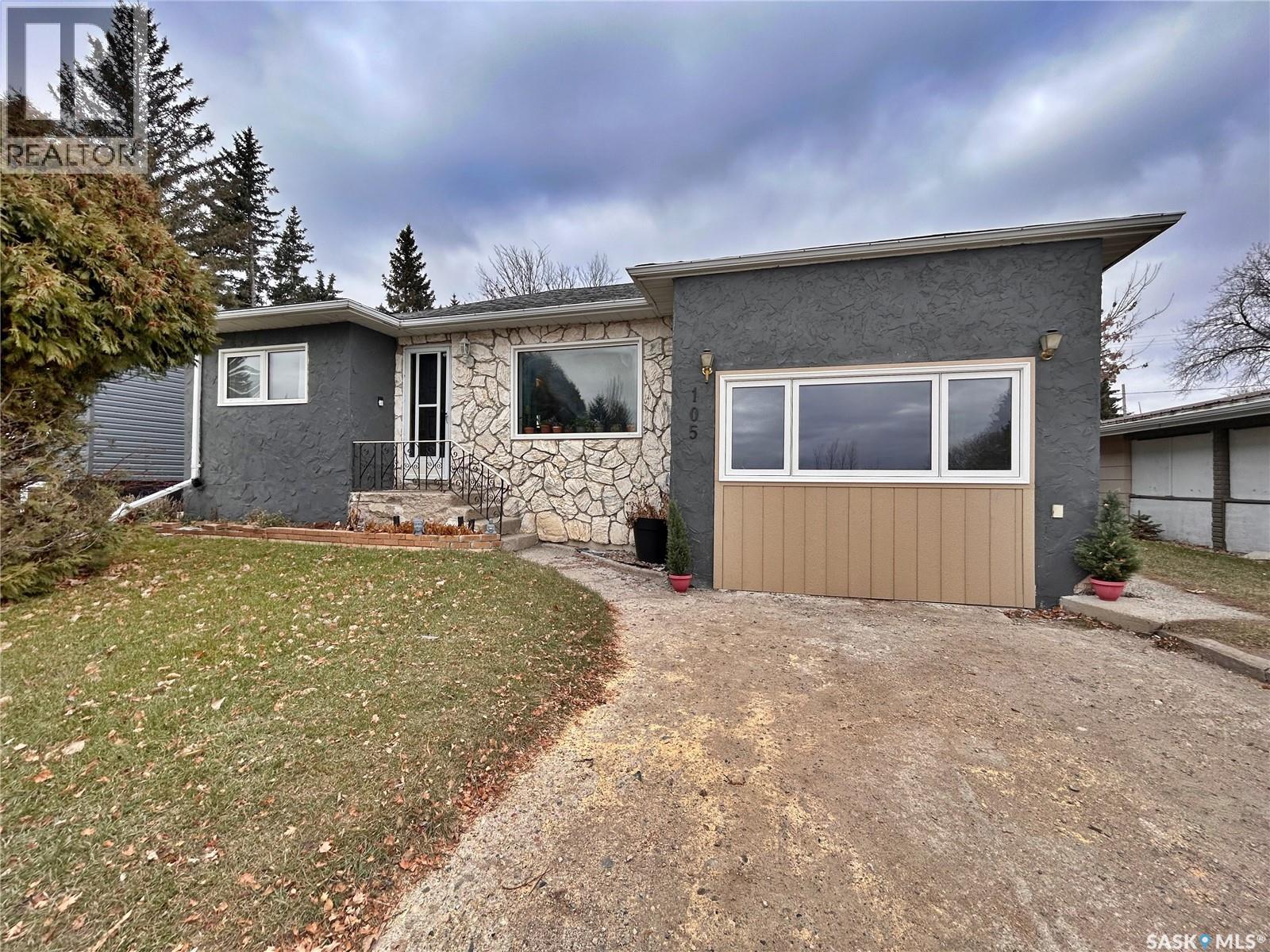 105 Railway Avenue, Wawota, Saskatchewan  S0G 5A0 - Photo 39 - SK022518