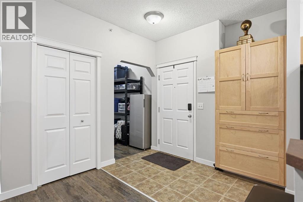 4311, 70 Panamount Drive Nw, Calgary, Alberta  T3K 5Z1 - Photo 3 - A2270422