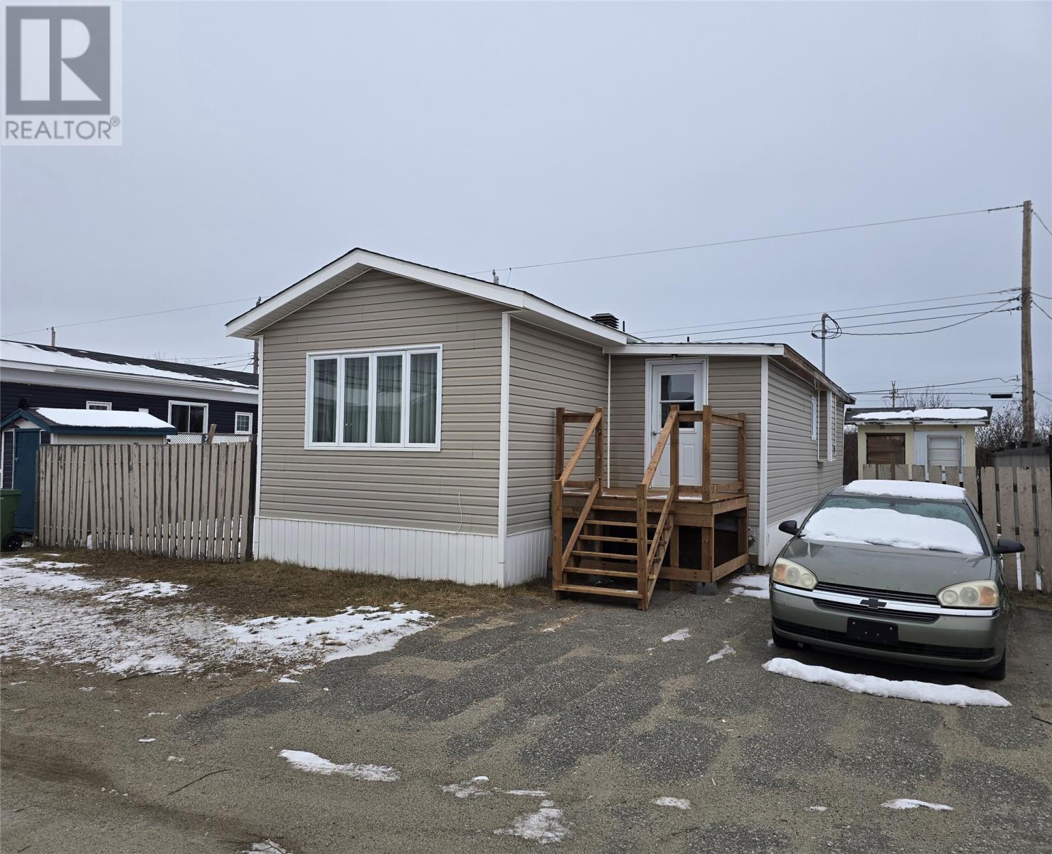 25 Walsh Avenue, Wabush, Newfoundland & Labrador  A0R 1B0 - Photo 2 - 1292697