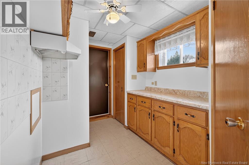 309 Morrison, Beresford, New Brunswick  E8K 2H8 - Photo 45 - NB130214