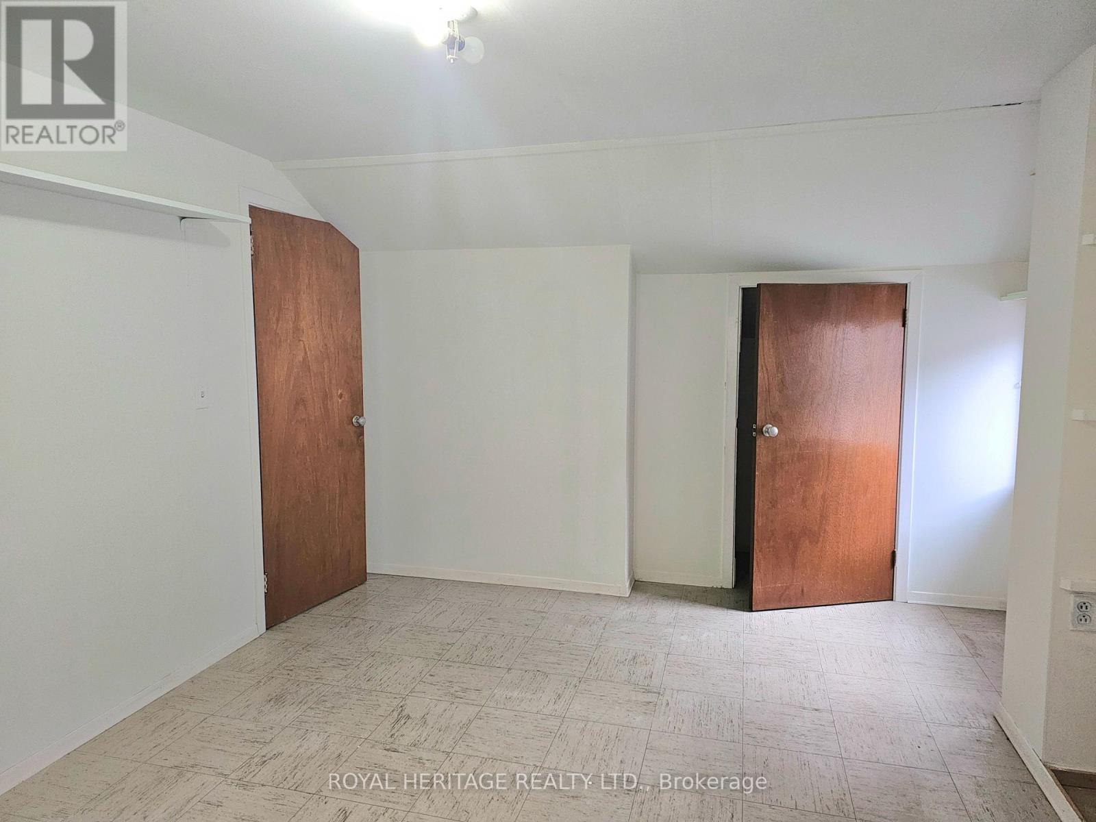 39 Kelsonia Avenue, Toronto, Ontario  M1M 1B2 - Photo 9 - E12425482