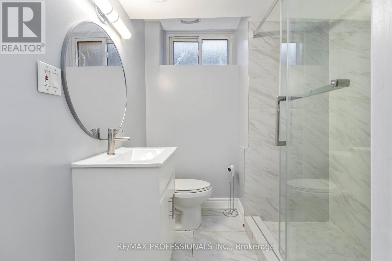 21 Caulfield Road, Toronto, Ontario  M9W 1X1 - Photo 20 - W12179137