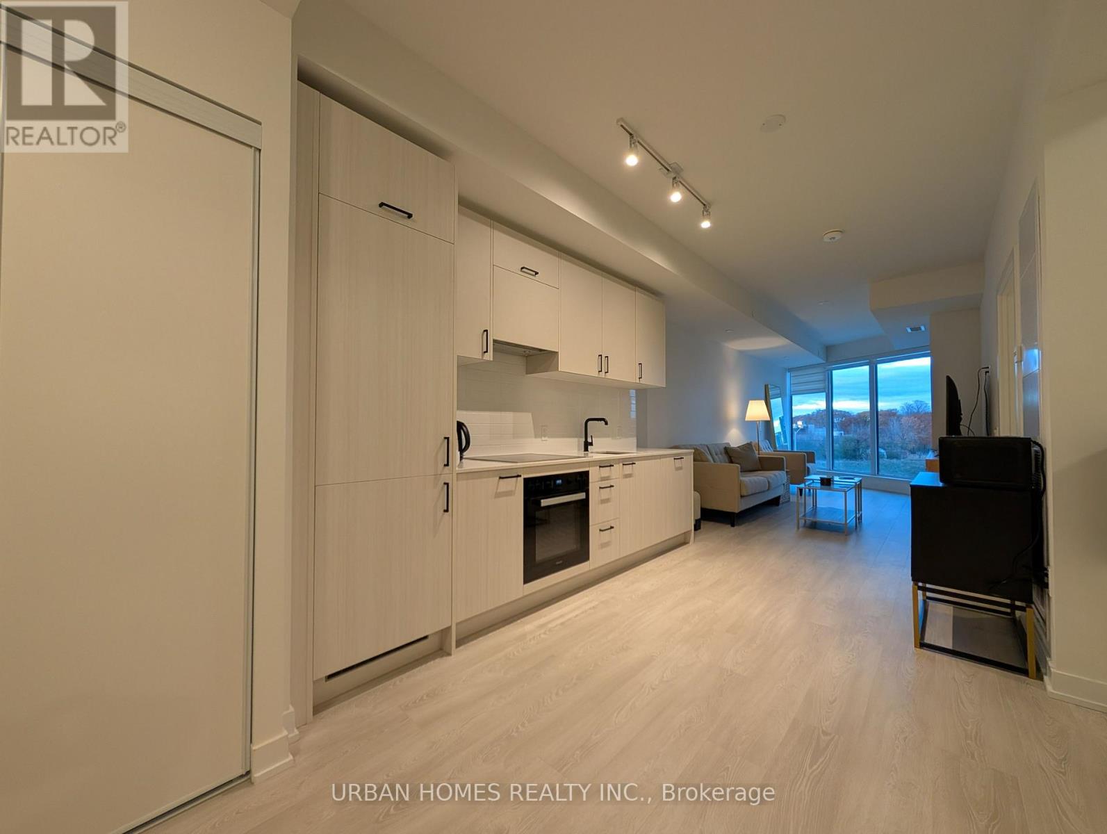 418 - 1 Kyle Lowry Road, Toronto, Ontario  M3C 0S6 - Photo 2 - C12554532