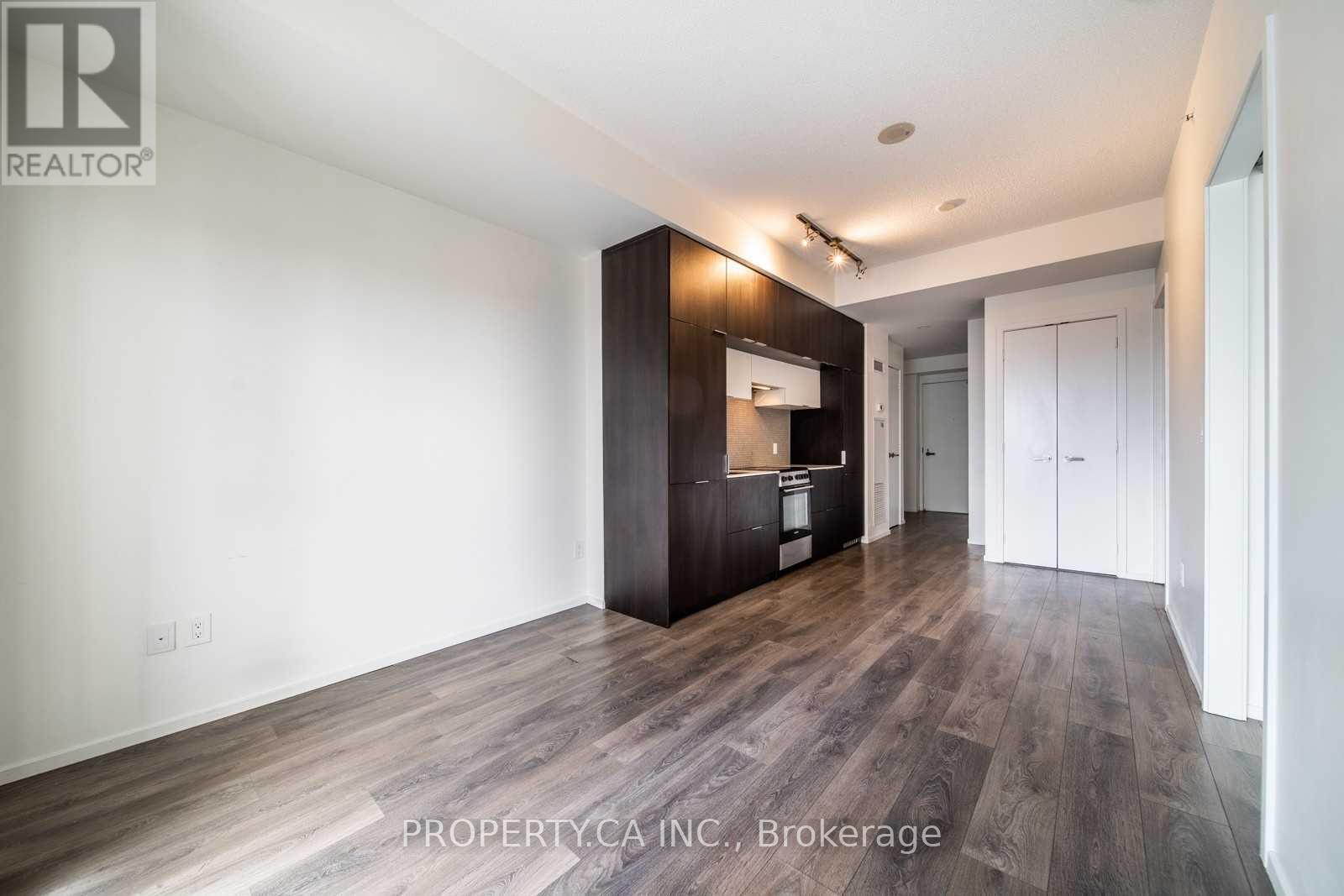 2002 - 159 Dundas Street E, Toronto, Ontario  M5B 0A9 - Photo 11 - C12554548