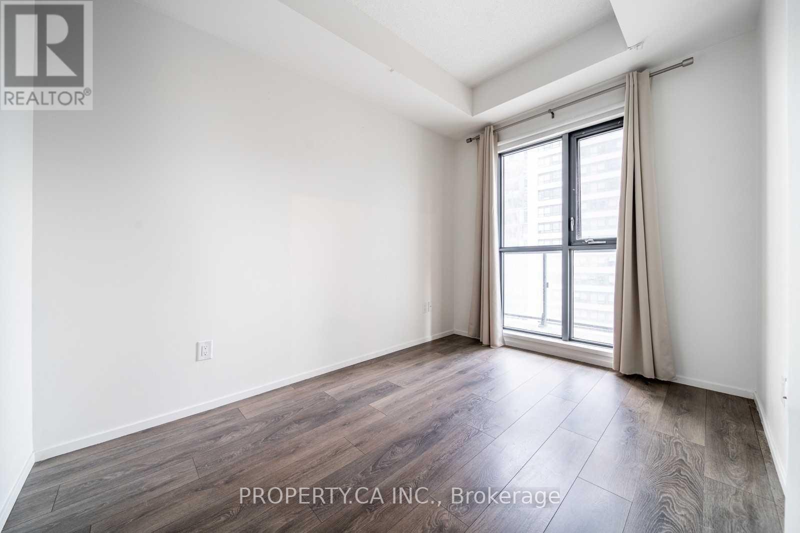 2002 - 159 Dundas Street E, Toronto, Ontario  M5B 0A9 - Photo 14 - C12554548