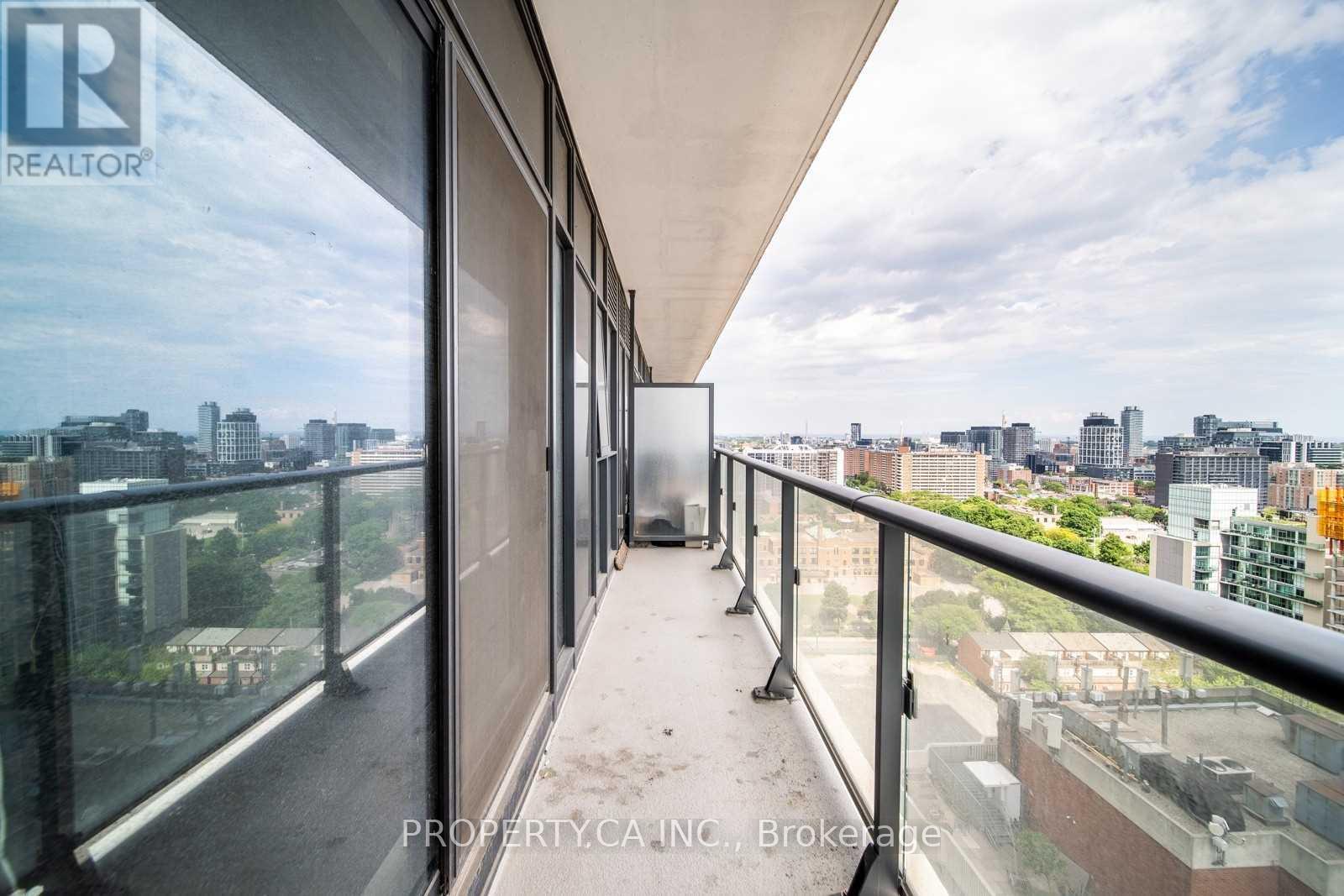 2002 - 159 Dundas Street E, Toronto, Ontario  M5B 0A9 - Photo 19 - C12554548