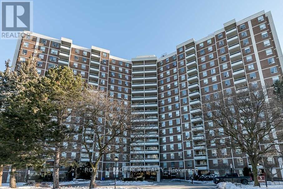 1215 - 5 SHADY GOLFWAY, Toronto, Ontario