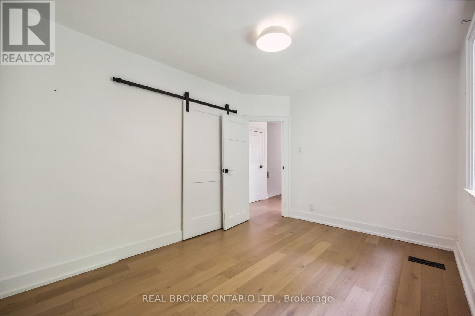658 Davenport Road, Toronto, Ontario  M5R 1K9 - Photo 18 - C12554640