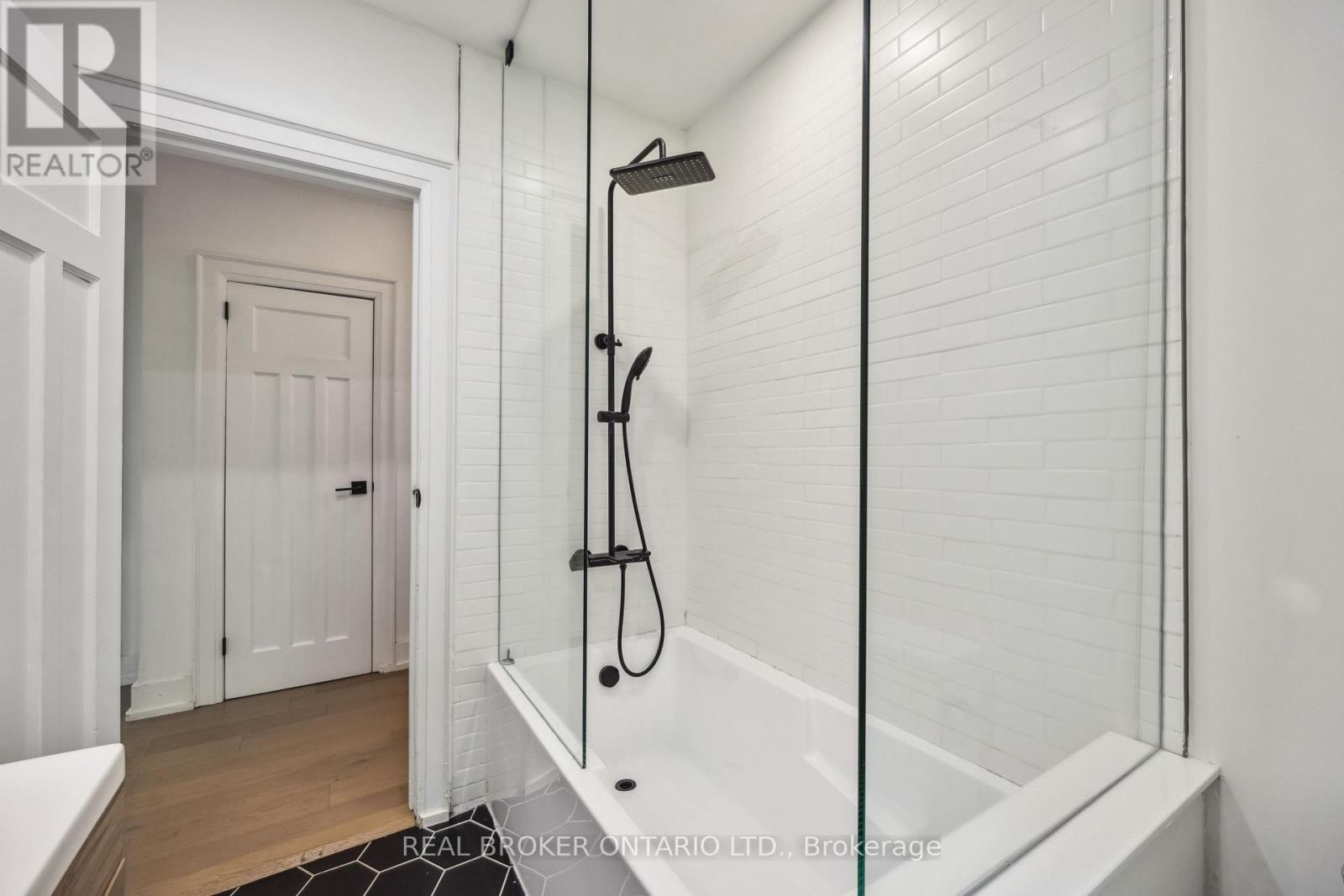 658 Davenport Road, Toronto, Ontario  M5R 1K9 - Photo 23 - C12554640