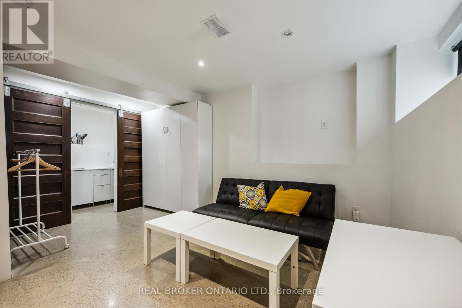 658 Davenport Road, Toronto, Ontario  M5R 1K9 - Photo 31 - C12554640