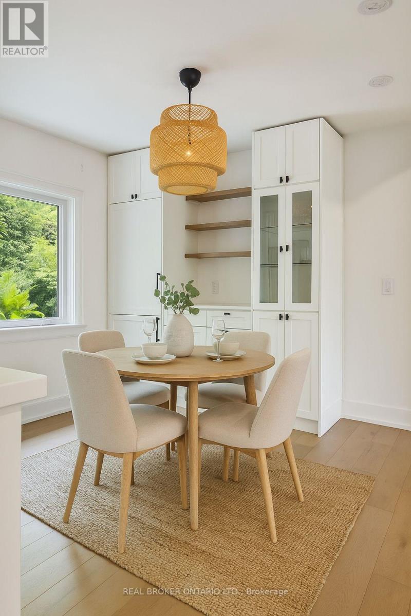 658 Davenport Road, Toronto, Ontario  M5R 1K9 - Photo 4 - C12554640