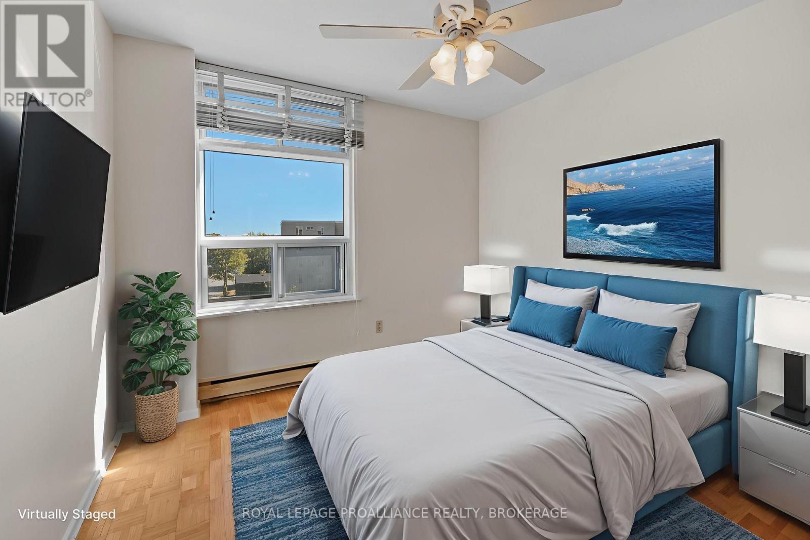 501 - 2 Mowat Avenue, Kingston, Ontario K7M 1K1 - Photo 19 - X12554678