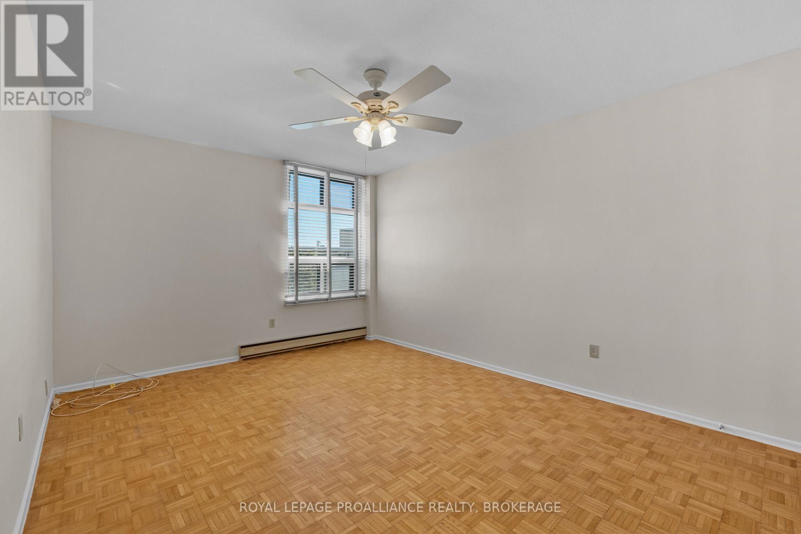 501 - 2 Mowat Avenue, Kingston, Ontario K7M 1K1 - Photo 25 - X12554678