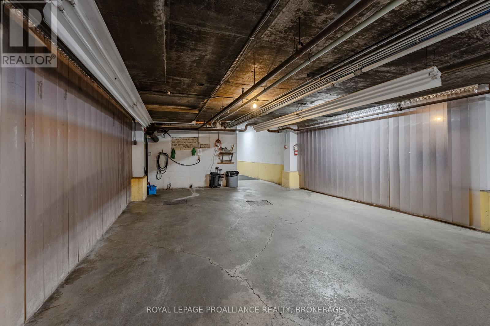 501 - 2 Mowat Avenue, Kingston, Ontario K7M 1K1 - Photo 39 - X12554678