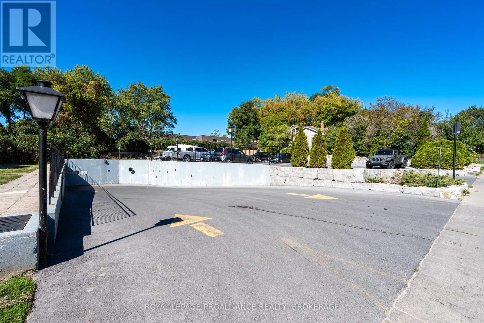 501 - 2 Mowat Avenue, Kingston, Ontario K7M 1K1 - Photo 43 - X12554678