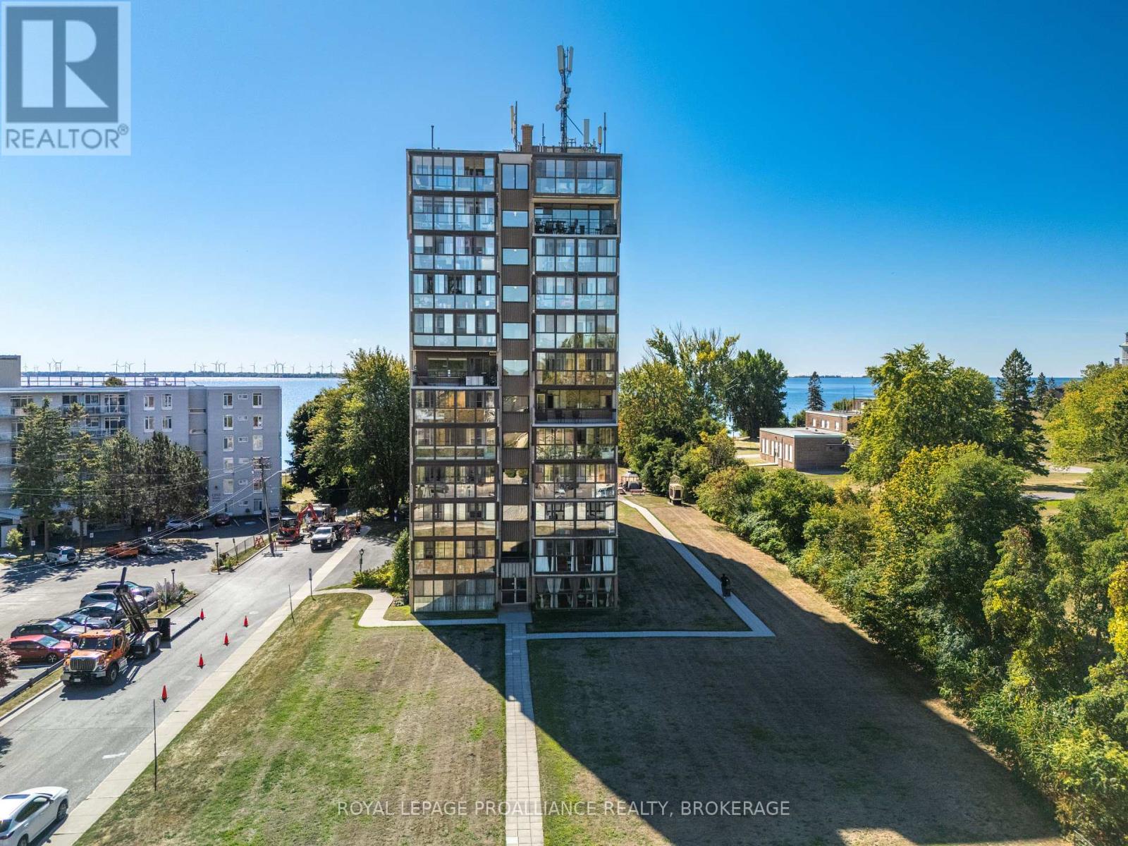 501 - 2 Mowat Avenue, Kingston, Ontario K7M 1K1 - Photo 45 - X12554678