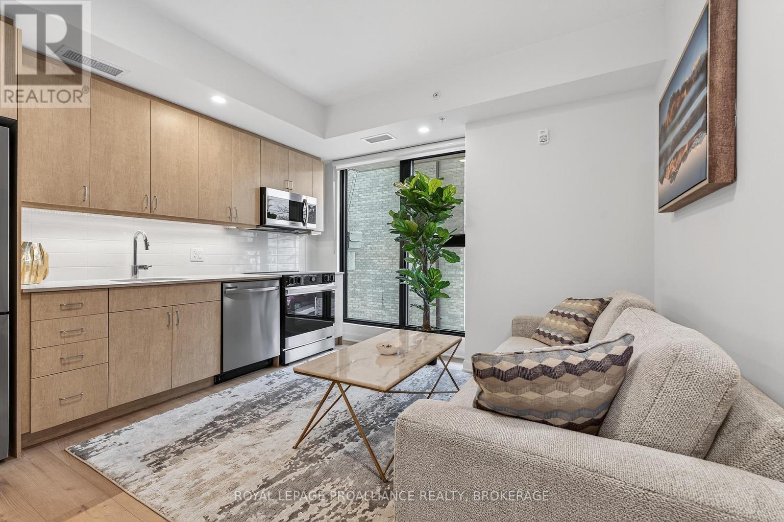 217 - 223 Princess Street, Kingston, Ontario  K7L 1B3 - Photo 6 - X12554820