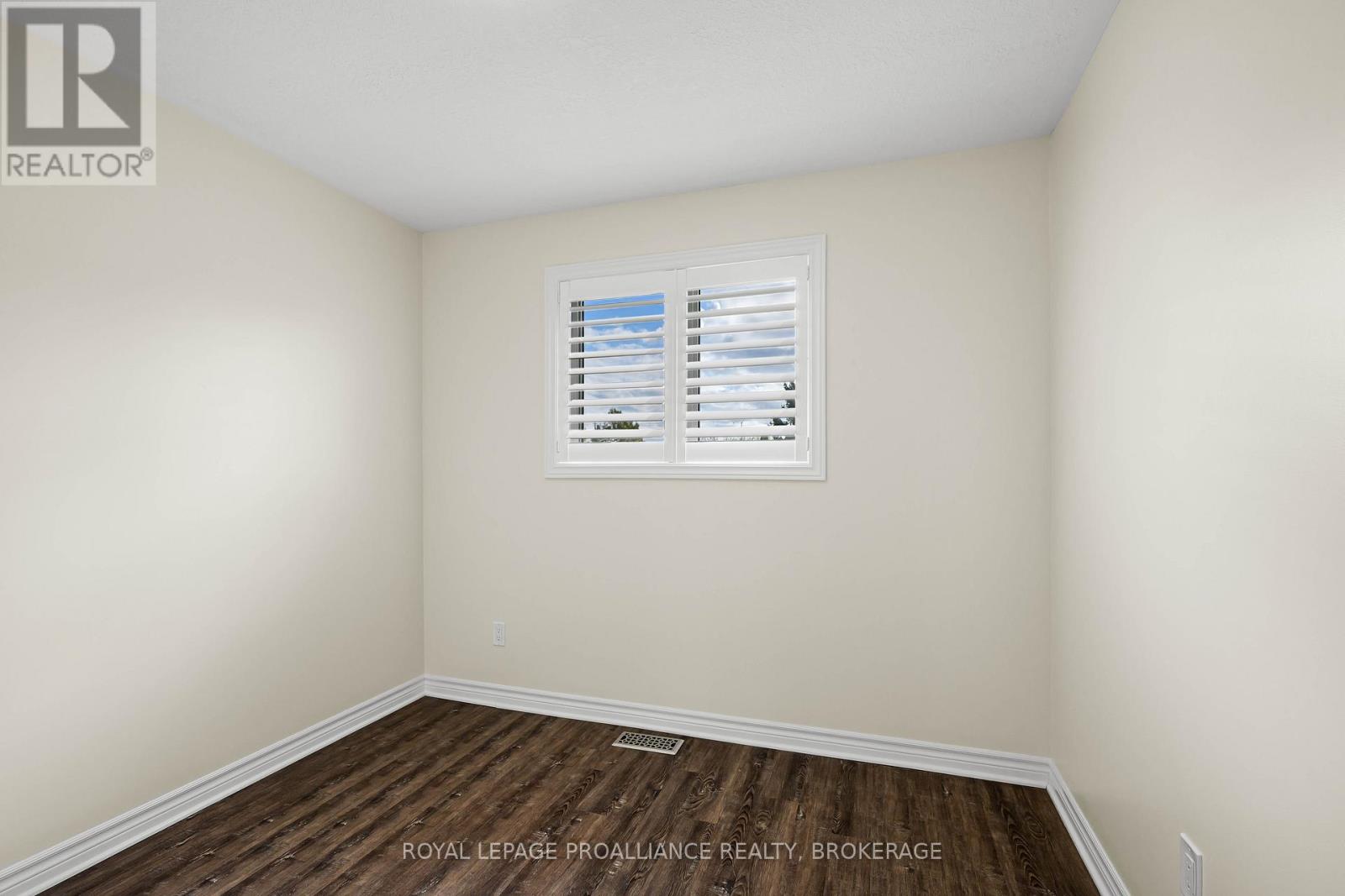 909 Blossom Street, Kingston, Ontario  K7P 0N2 - Photo 28 - X12554830