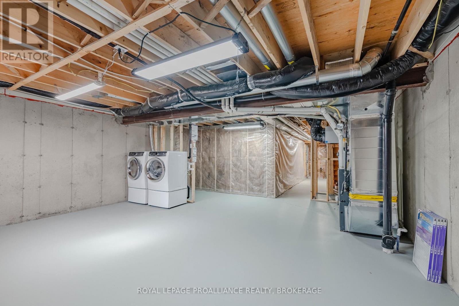 909 Blossom Street, Kingston, Ontario  K7P 0N2 - Photo 34 - X12554830