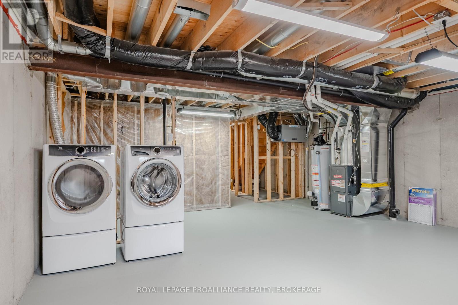 909 Blossom Street, Kingston, Ontario  K7P 0N2 - Photo 35 - X12554830