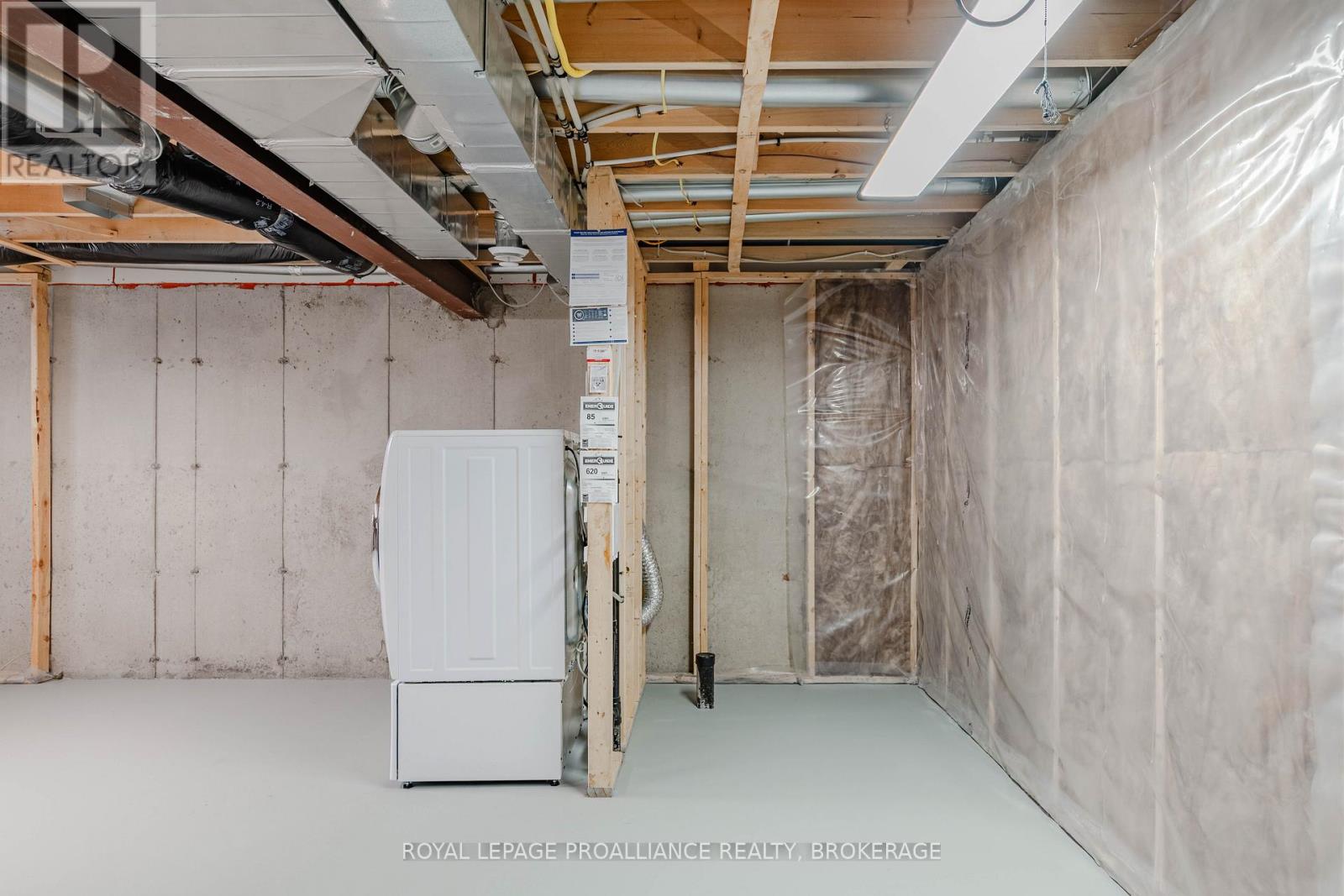 909 Blossom Street, Kingston, Ontario  K7P 0N2 - Photo 36 - X12554830