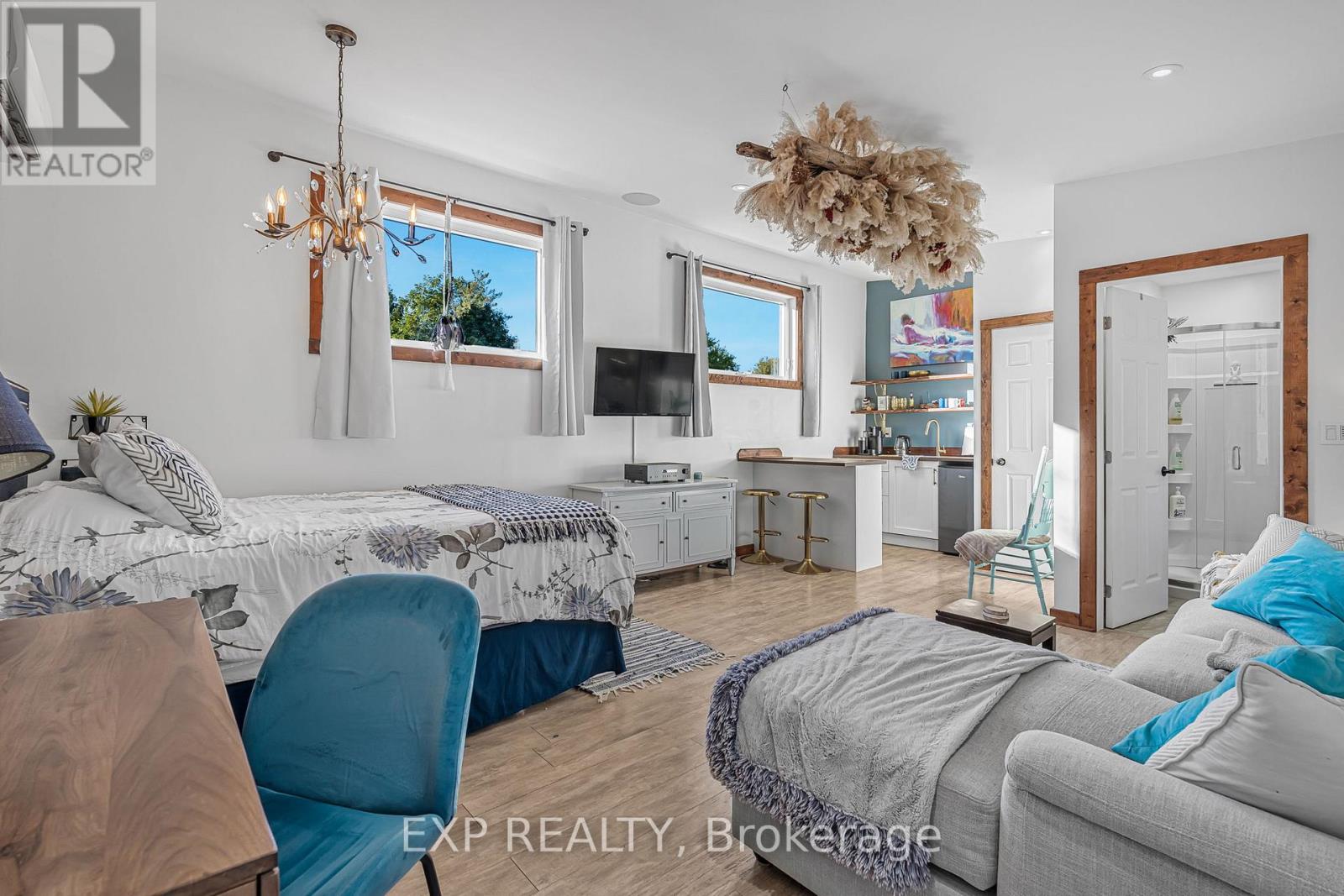 24 Robinson Street S, Grimsby, Ontario  L3M 3C4 - Photo 33 - X12474752