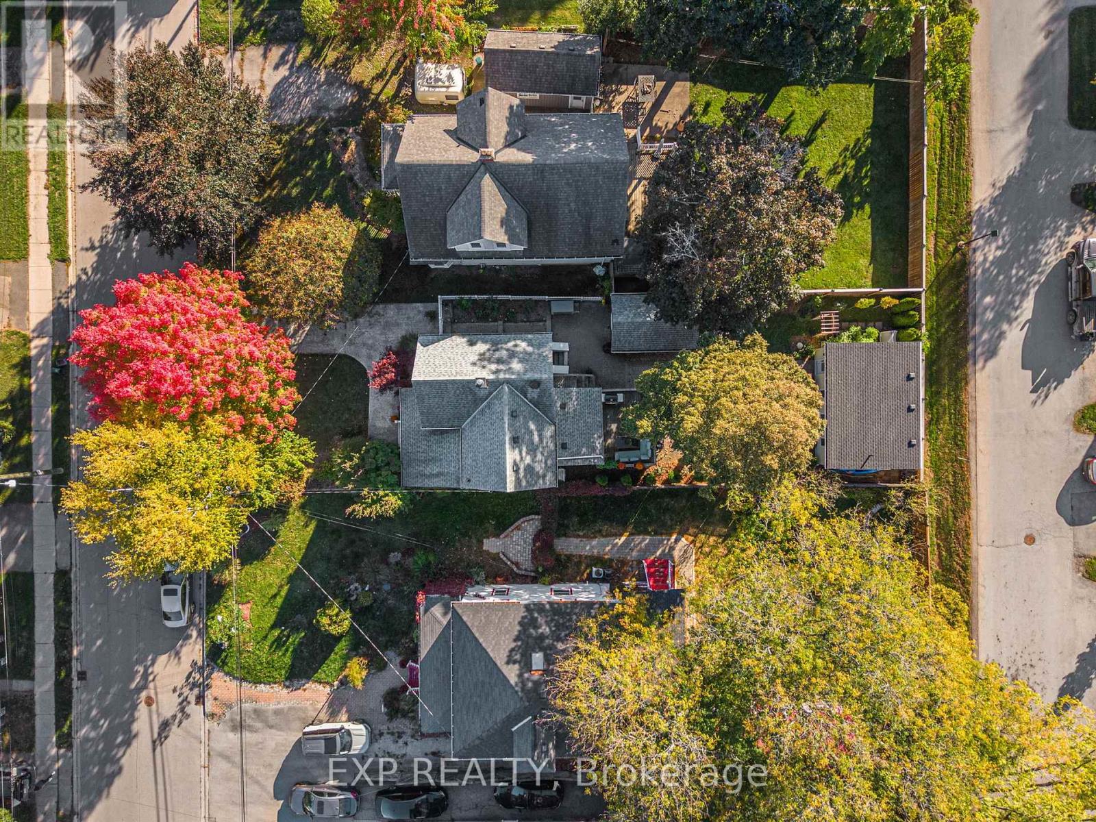 24 Robinson Street S, Grimsby, Ontario  L3M 3C4 - Photo 47 - X12474752