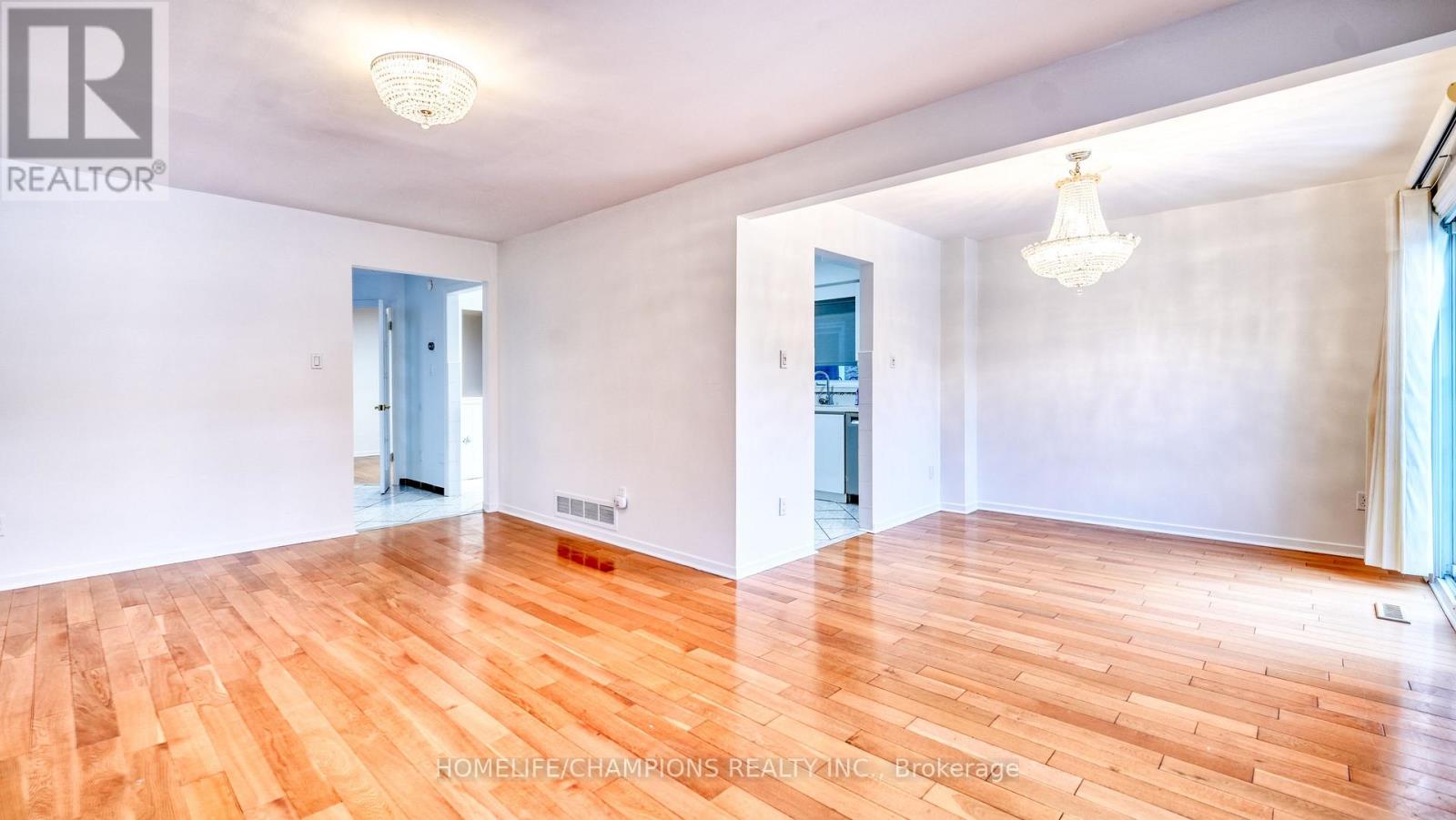 9 Seagrave Crescent, Toronto, Ontario  M1W 3H6 - Photo 9 - E12554604