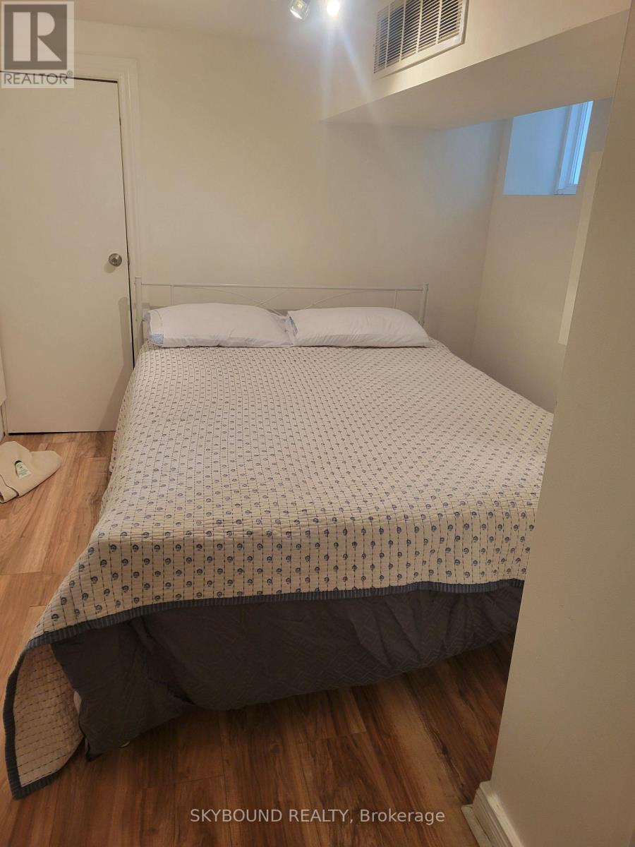 Lower - 140 Wolverleigh Boulevard, Toronto, Ontario  M4J 1R9 - Photo 8 - E12554650