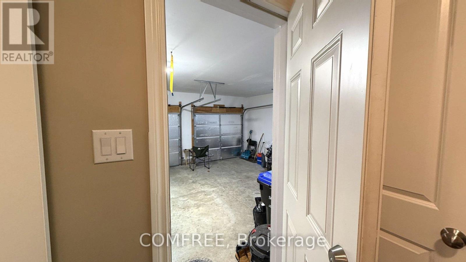 22 Hunter Avenue, Tay (Victoria Harbour), Ontario L0K 2A0 - Photo 7 - S12554800